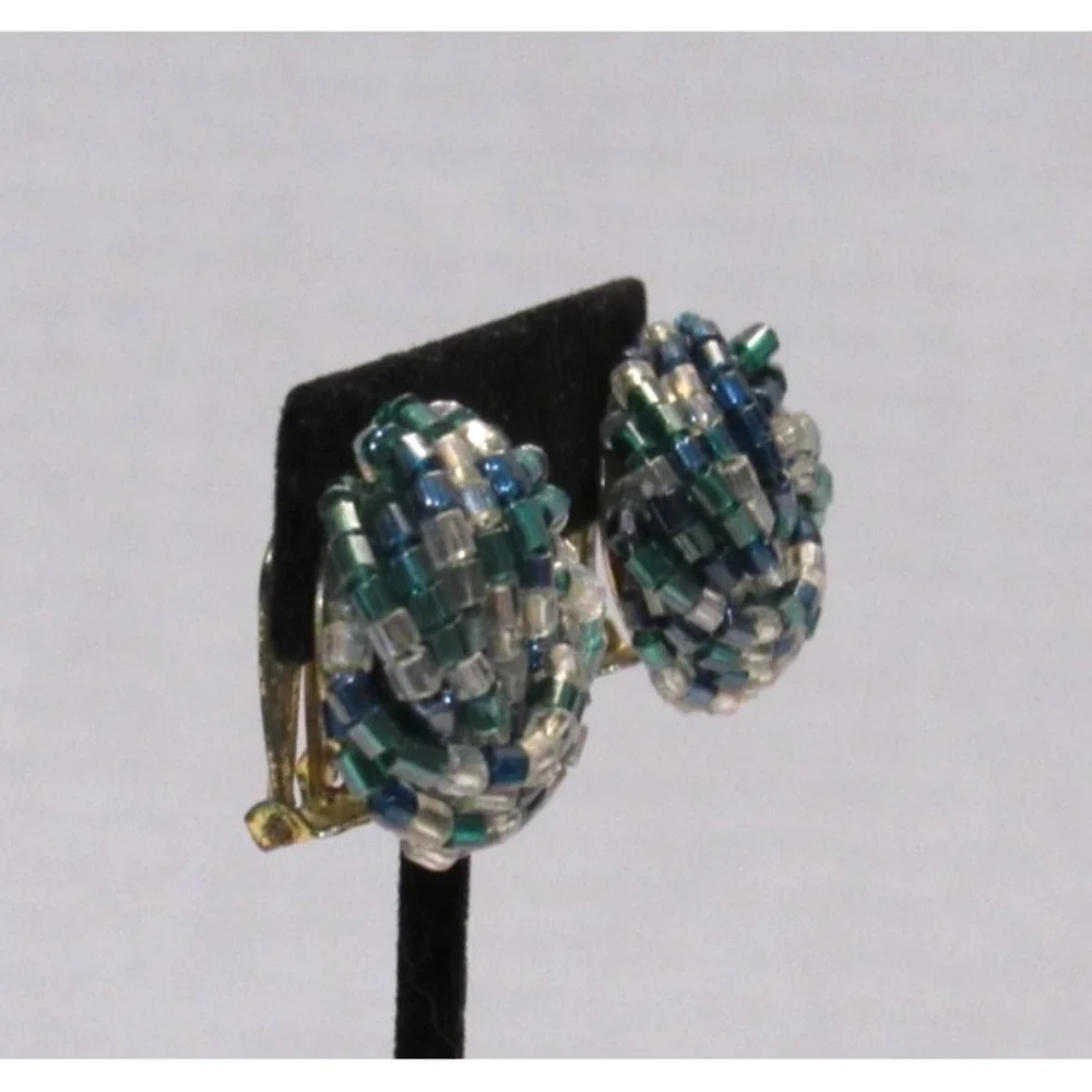 Vintage Teal Navy Blue Glass Beaded Cluster‎ Clip On Button Earrings Woven Domed